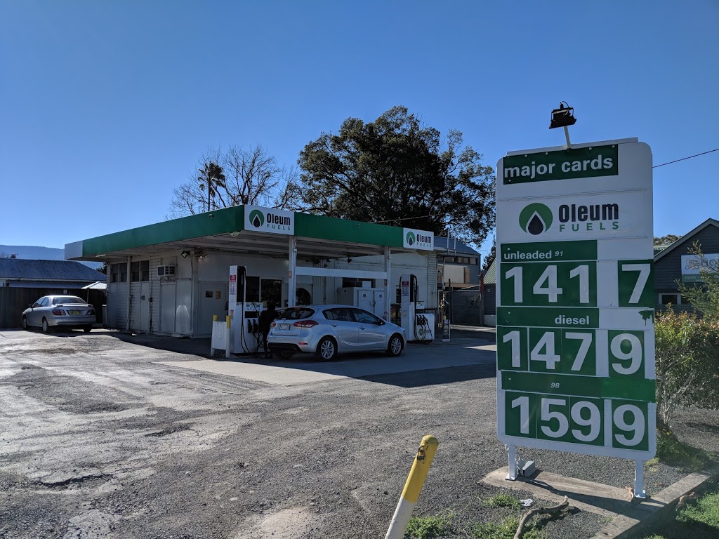 Berry Service Station | gas station | 79 Queen St, Berry NSW 2535, Australia | 0244642405 OR +61 2 4464 2405