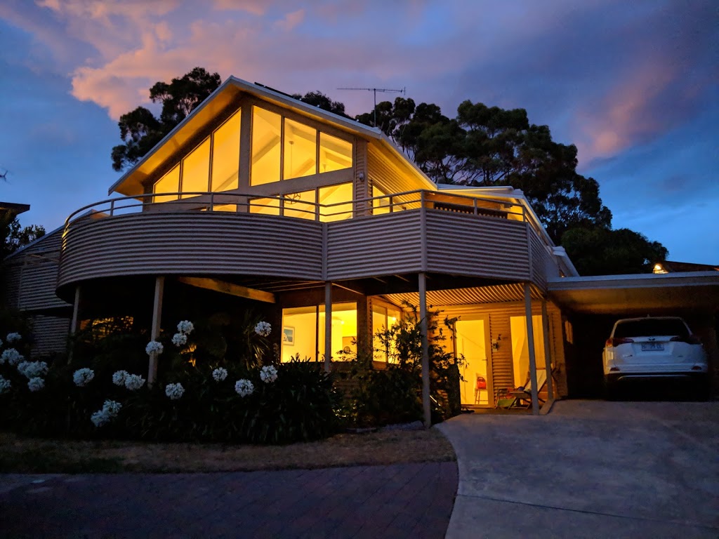 The Beach House - Freycinet | lodging | 75 Freycinet Dr, Coles Bay TAS 7215, Australia | 0419809515 OR +61 419 809 515