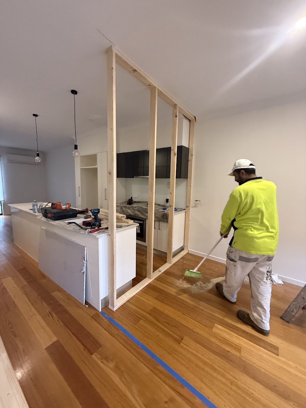Victoria Painting Group & Building Services | 19 Jolly Terrace, South Morang VIC 3752, Australia | Phone: 0433 422 815