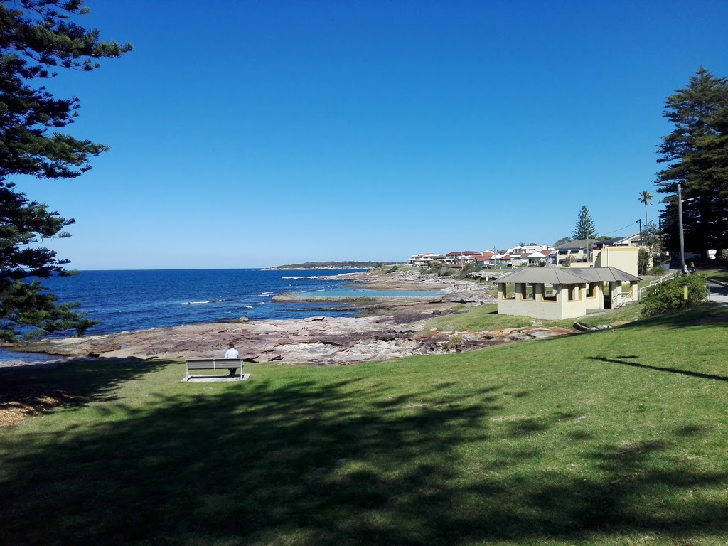 Shelly Park Beach | park | 70-110 Ewos Parade, Cronulla NSW 2230, Australia | 0297100333 OR +61 2 9710 0333