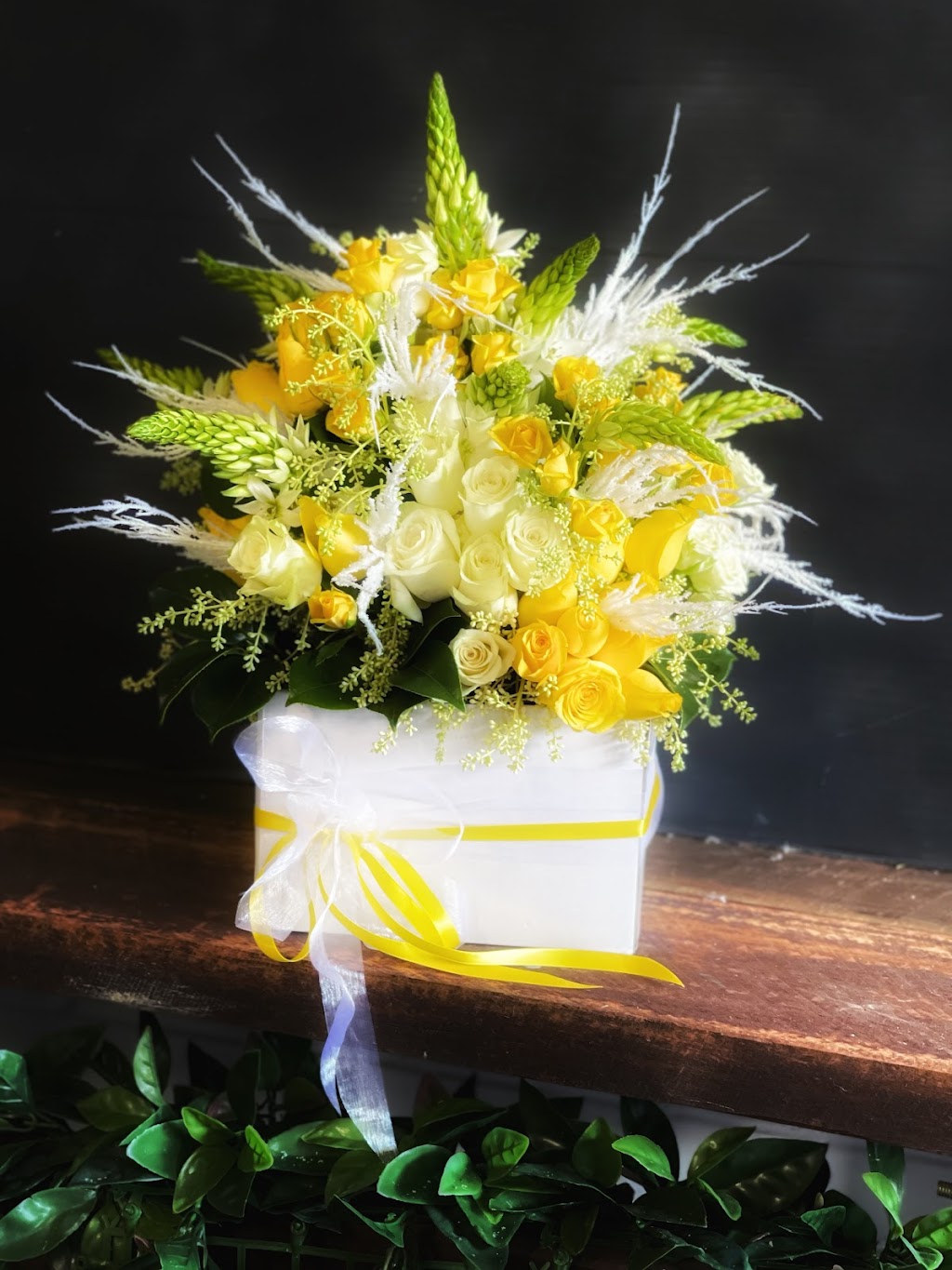 Honeybee Blooms Floral Design Studio | 3 Kimmins St, Rangeville QLD 4350, Australia | Phone: 0412 889 929