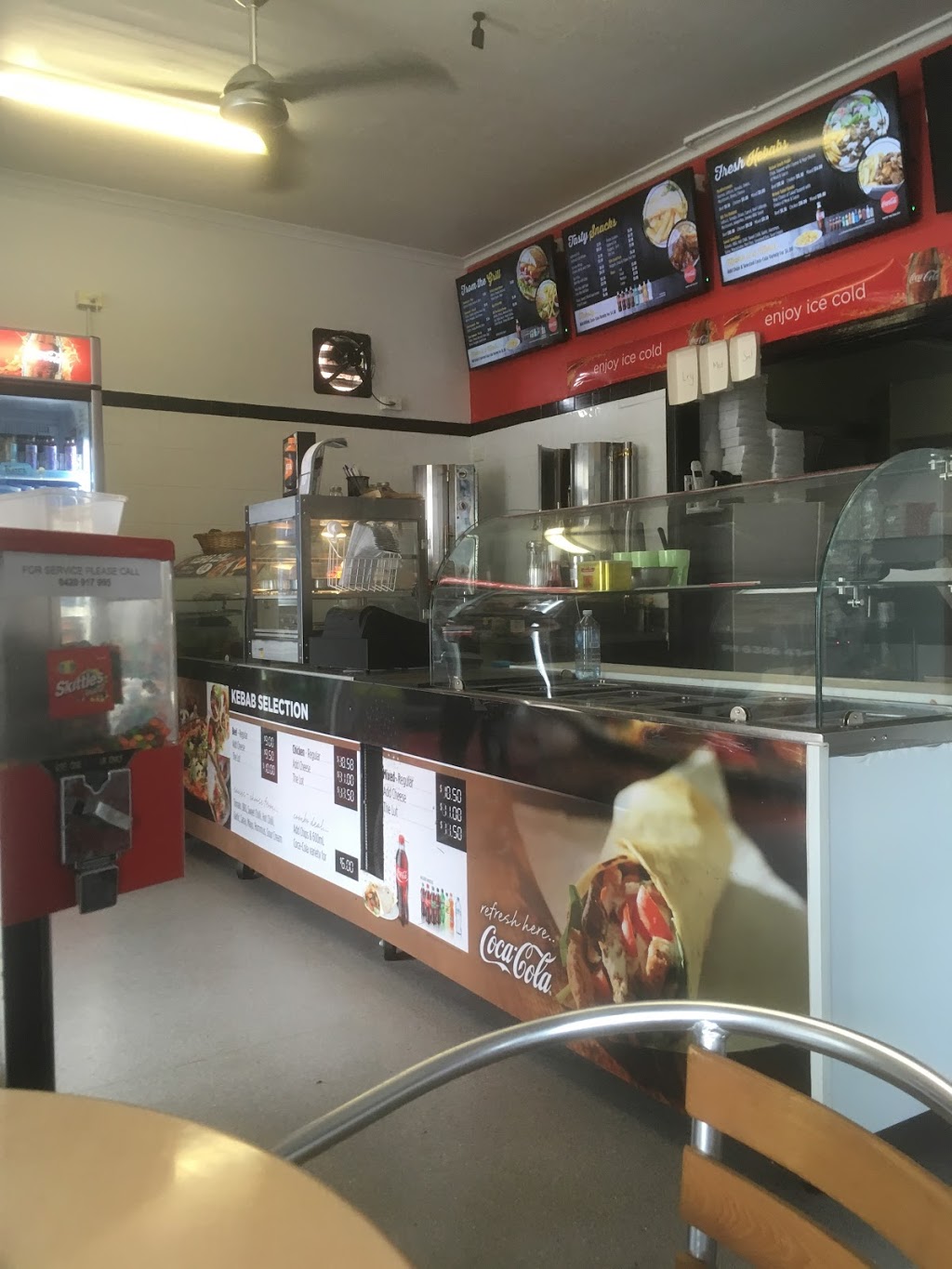 Twin Town Pizza & Kebab | meal takeaway | 306 Albury St, Harden NSW 2587, Australia | 0263864141 OR +61 2 6386 4141