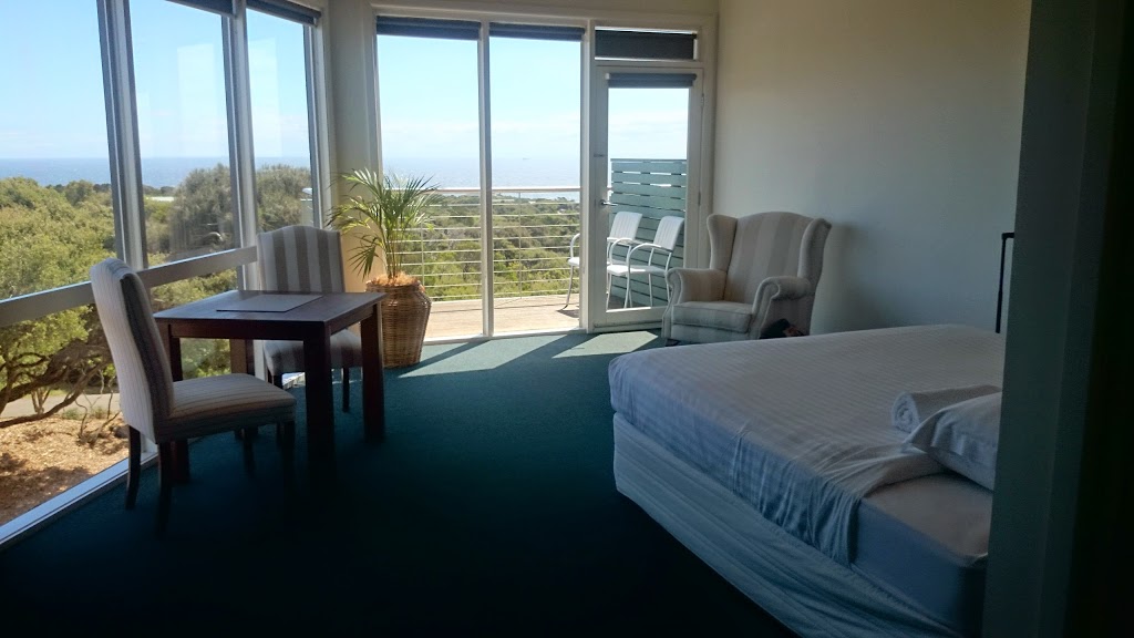 Views Cape Schanck | lodging | 41 Trent Jones Dr, Cape Schanck VIC 3939, Australia | 0359886555 OR +61 3 5988 6555