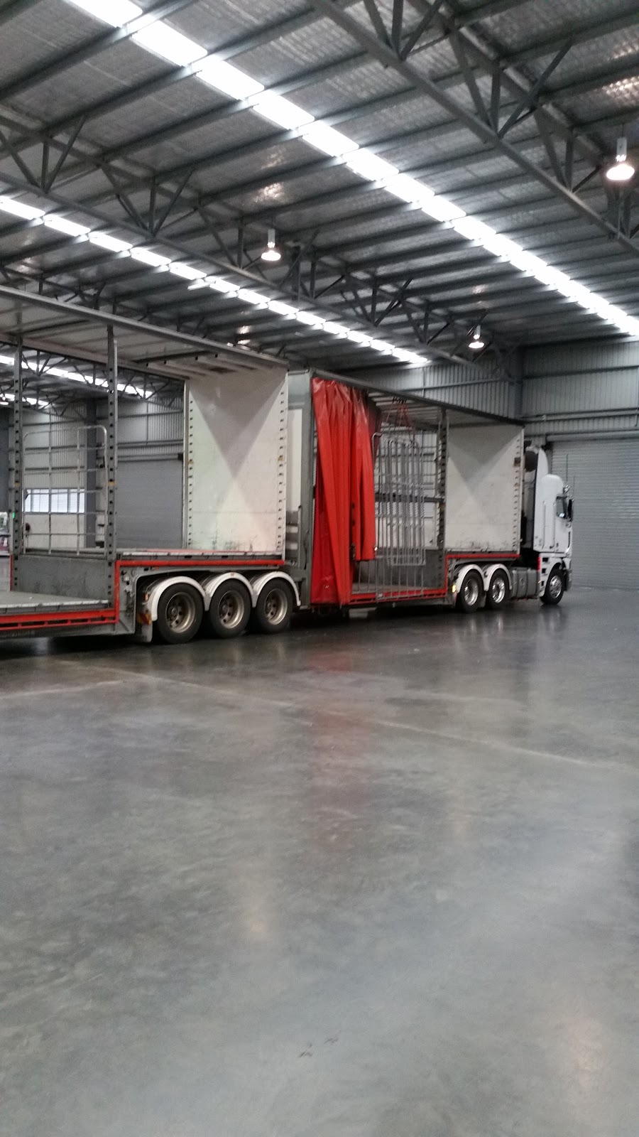 Jim Pearson Transport | 57 Logistics Pl, Larapinta QLD 4110, Australia | Phone: (07) 3373 8651