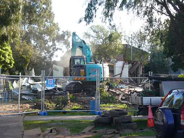 Gravity Demolition | general contractor | 29 Stud Rd, Bayswater VIC 3153, Australia | 0397382524 OR +61 3 9738 2524