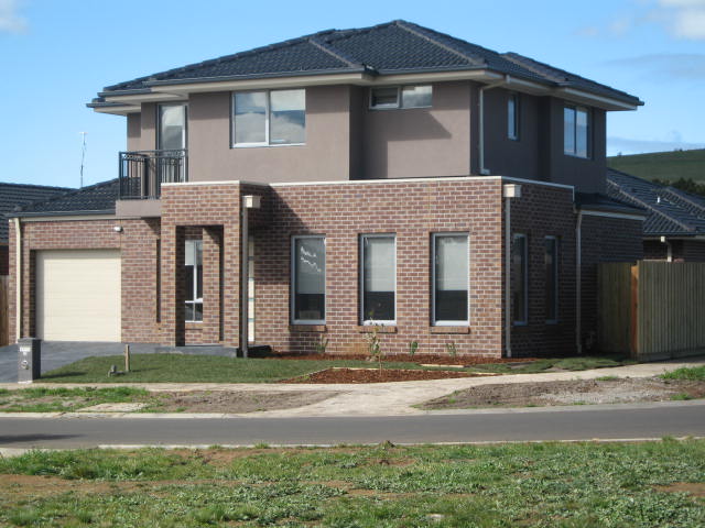 TOWNSHEND TRAFFORD PROPERTY | 19 Yeovil Rd, Glen Iris VIC 3146, Australia | Phone: (03) 9889 2283