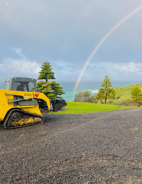 Apollo Bay Earthmoving & Landscapes | 75 Montrose Ave, Apollo Bay VIC 3233, Australia | Phone: 0420 350 729