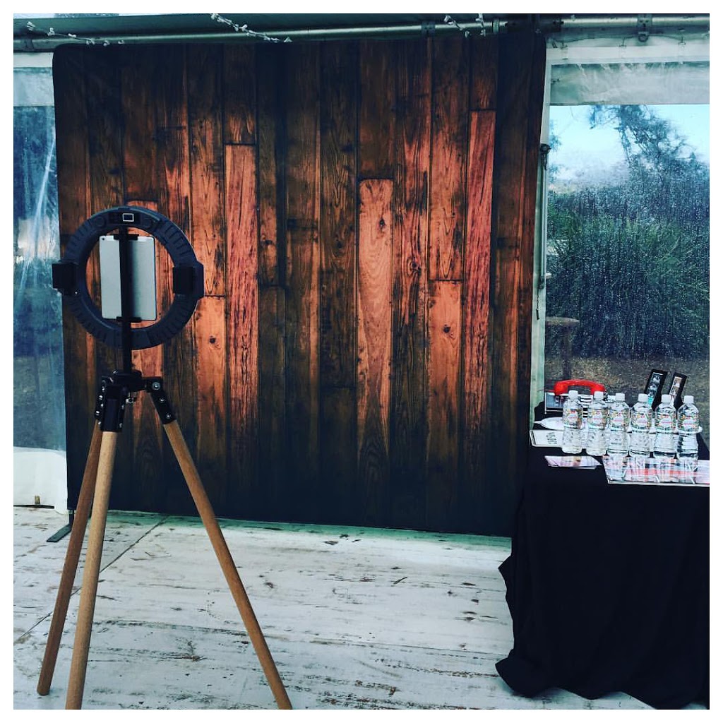 Black Tie Photobooths |  | 17 Peter St, East Lismore NSW 2480, Australia | 0430216600 OR +61 430 216 600