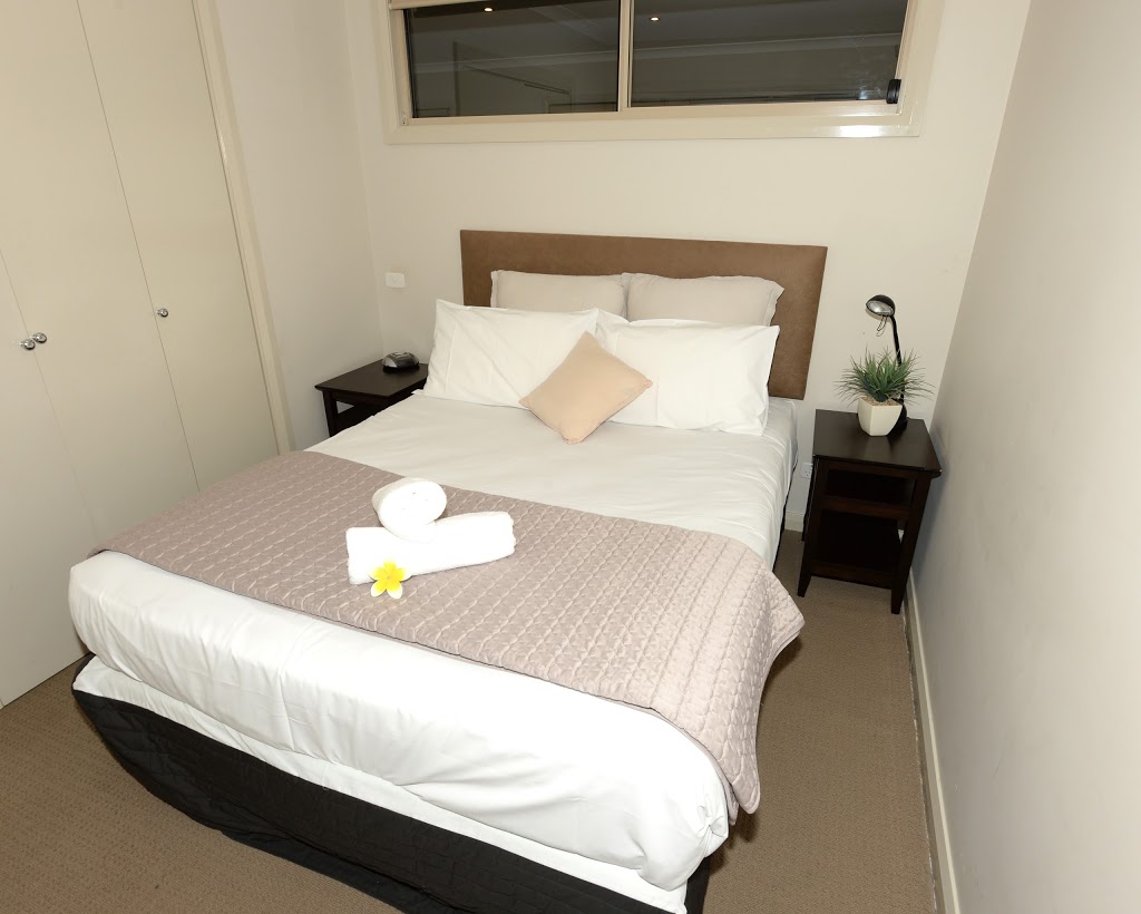 Yarrawonga Waterfront Apartments | lodging | 27B Cypress Dr, Mulwala NSW 2647, Australia | 0431414558 OR +61 431 414 558