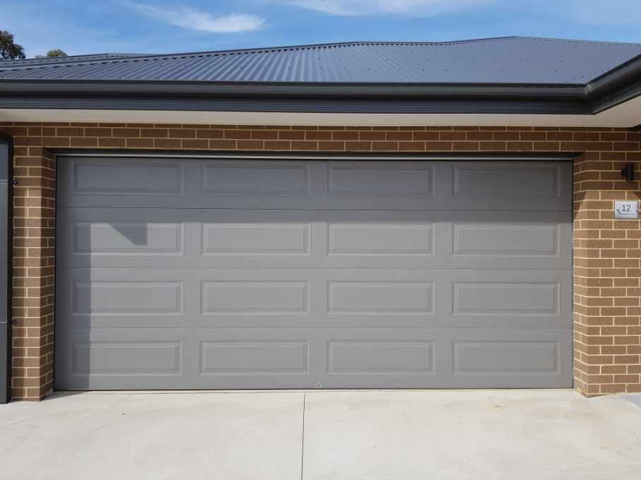 Open Stop Close Garage Doors | 20B/73 Johnsons Ln, Iluka NSW 2466, Australia | Phone: 1300 561 861