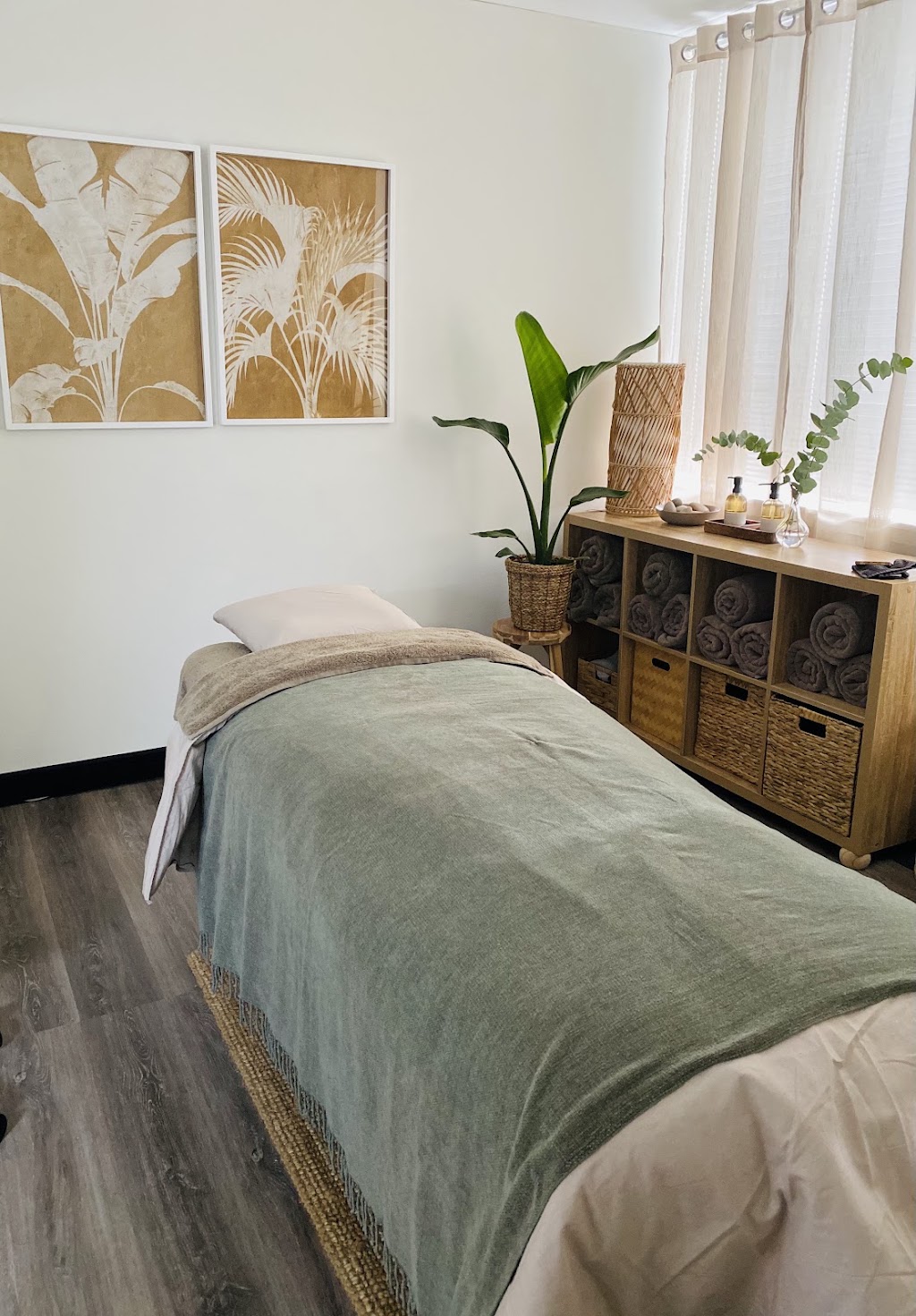 Integrated Holistic Health Practice | 9/2A Redman Rd, Dee Why NSW 2099, Australia | Phone: 0430 049 749
