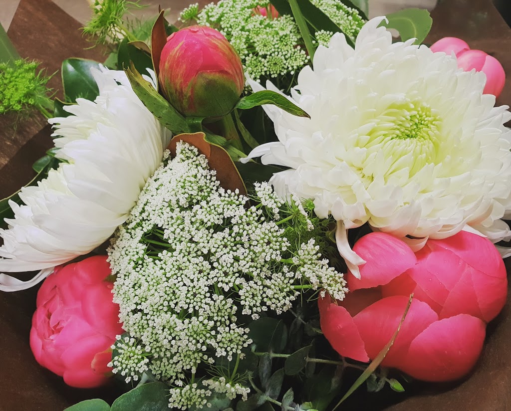 Rosita Floral Service | florist | 63 Wharf St, Forster NSW 2428, Australia | 0265546256 OR +61 2 6554 6256