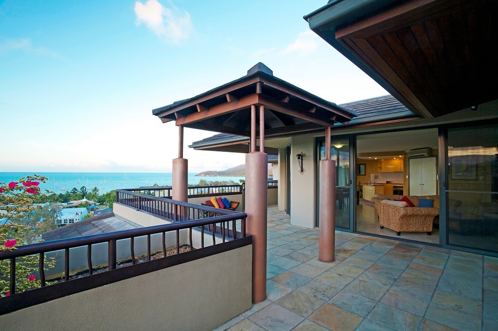 Waters Edge Resort | 4 Golden Orchid Dr, Airlie Beach QLD 4802, Australia | Phone: (07) 4948 4300