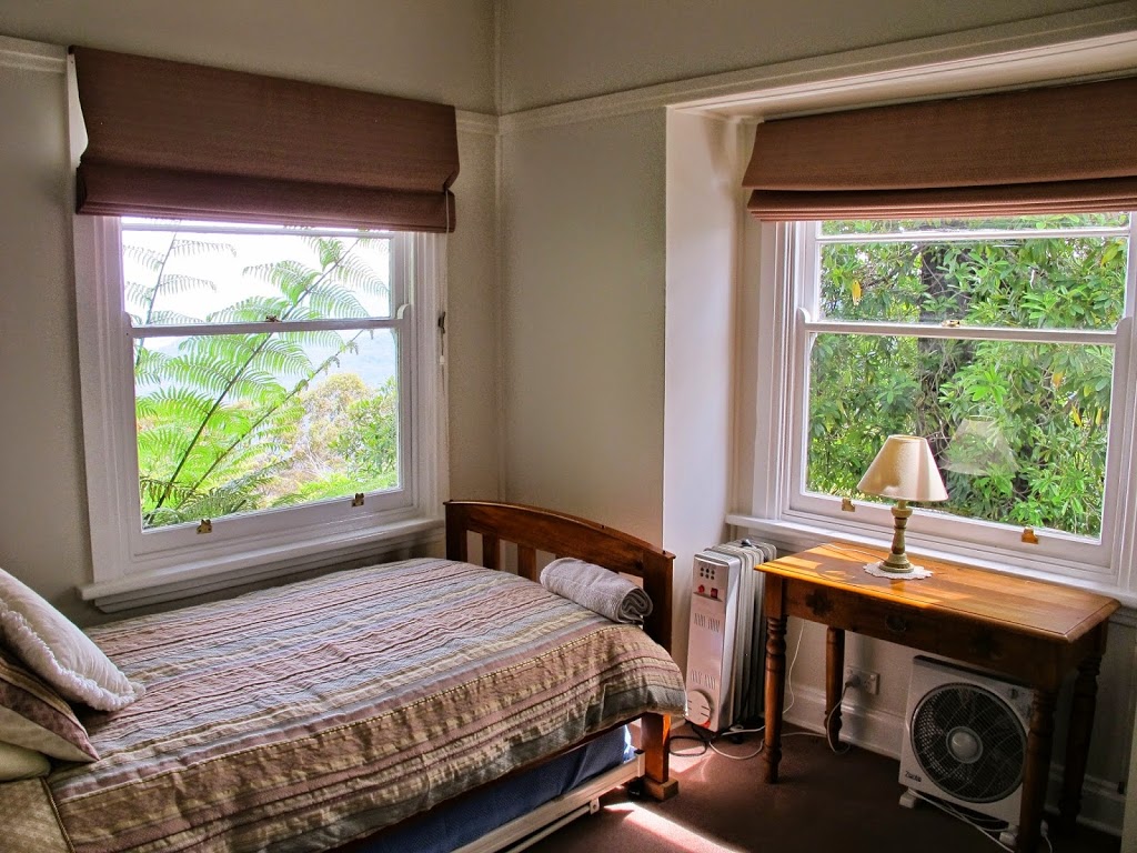 Khandala Cottage | 319 Katoomba St, Katoomba NSW 2780, Australia | Phone: 0402 861 705