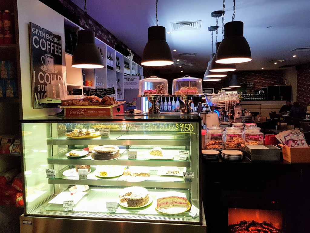 Purple Goat Café | 255 W Coast Dr, Hillarys WA 6025, Australia | Phone: (08) 9243 8920