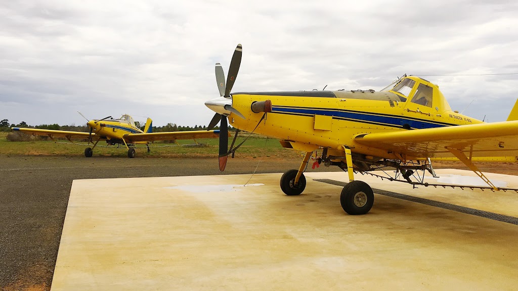 Kidman Aviation |  | 168 High St, Hillston NSW 2675, Australia | 0450535502 OR +61 450 535 502