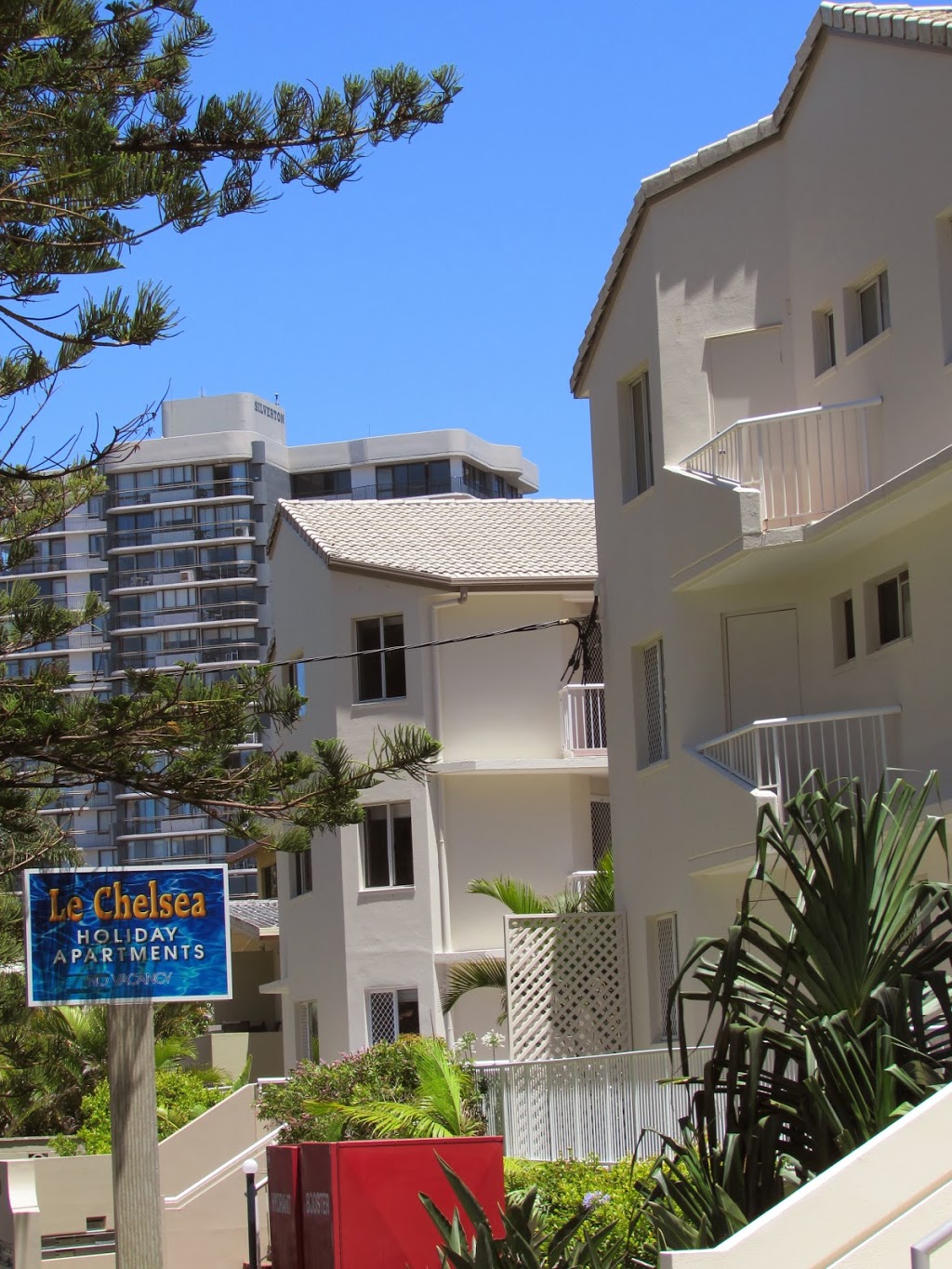 Le Chelsea Holiday Apartments | lodging | 11 Frederick St, Surfers Paradise QLD 4217, Australia | 0755383366 OR +61 7 5538 3366