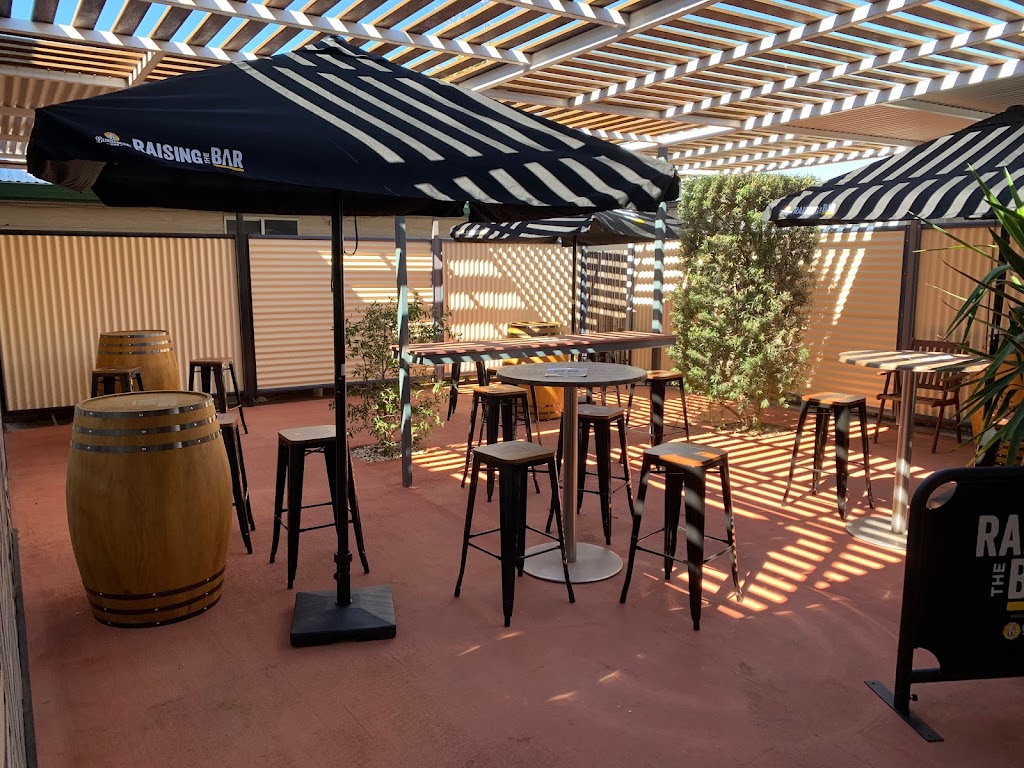 Warrego Hotel Motel Cunnamulla | Warrego Hotel Motel, 9 Louise St, Cunnamulla QLD 4490, Australia | Phone: 1300 316 197