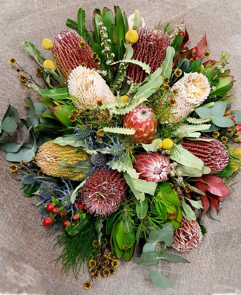 Southerdens Florist | 33 Honeyeater Dr, Highfields QLD 4352, Australia | Phone: (07) 4638 3622