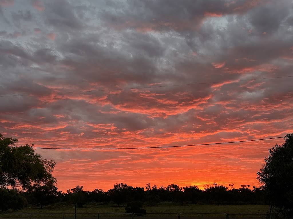Southern Cross Caravan Park | 25 Canopus St, Hungerford QLD 4493, Australia | Phone: (07) 4655 4064
