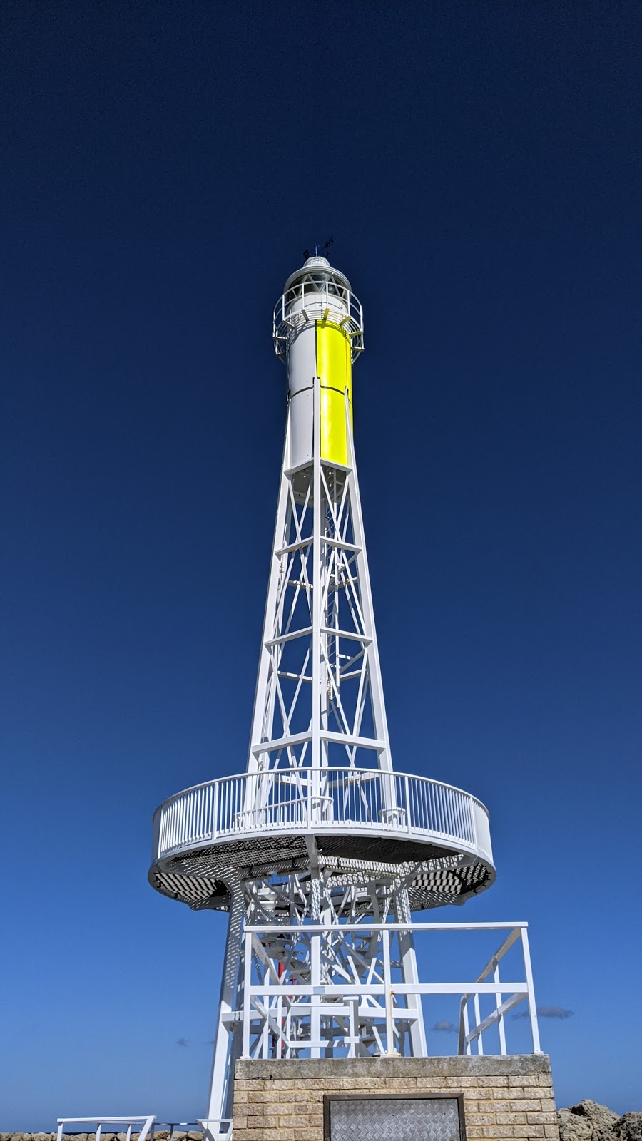 Hillarys Marina Lighthouse | tourist attraction | Northside Dr, Hillarys WA 6025, Australia | 0894004000 OR +61 8 9400 4000