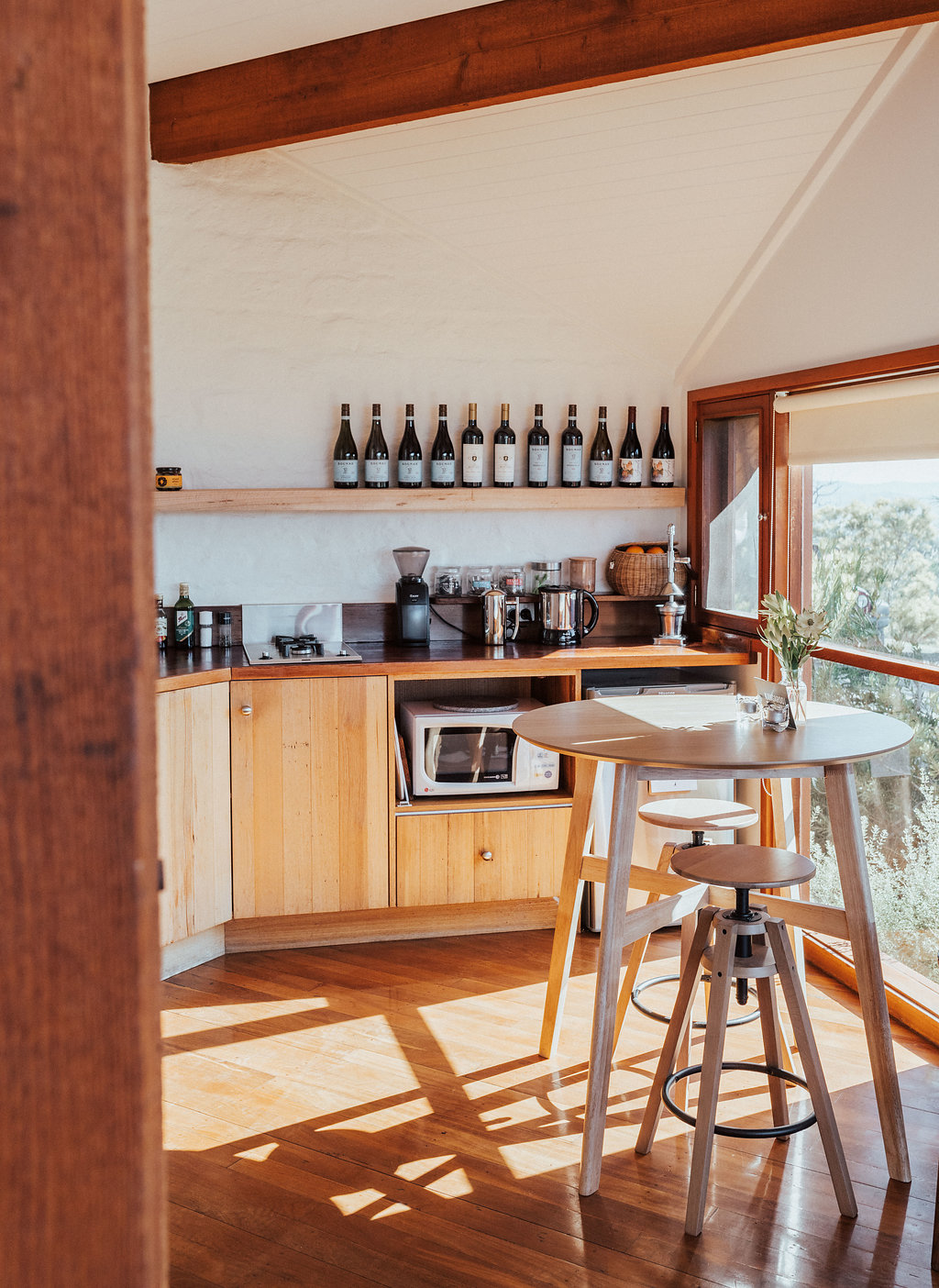 Kangaroo Ridge Retreat | 38 Turners Ln, Healesville VIC 3777, Australia | Phone: 0431 558 247