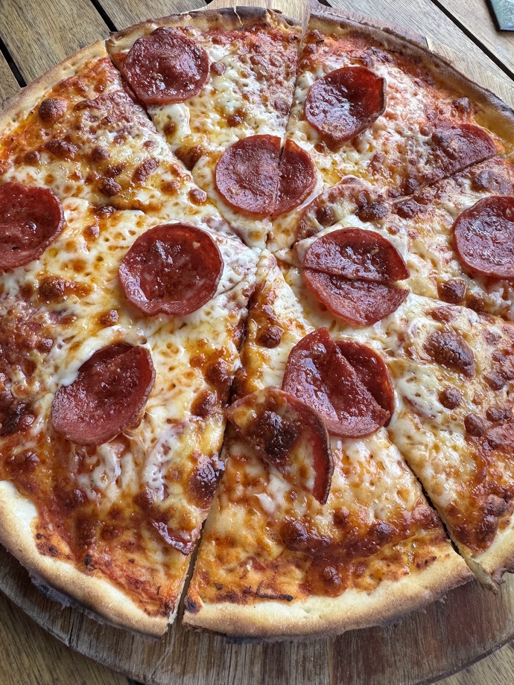 Sunset Pizza | 11 Coolangatta Rd, Coolangatta NSW 2535, Australia | Phone: 0439 315 216