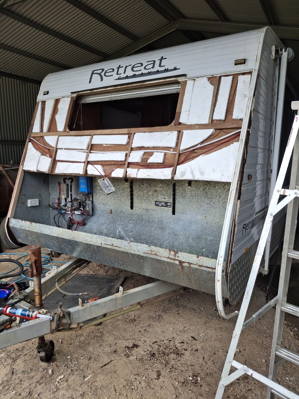 Woods off grid mobile caravan repairs | Kalawonda Rd, Dyers Crossing NSW 2429, Australia | Phone: 0459 794 773