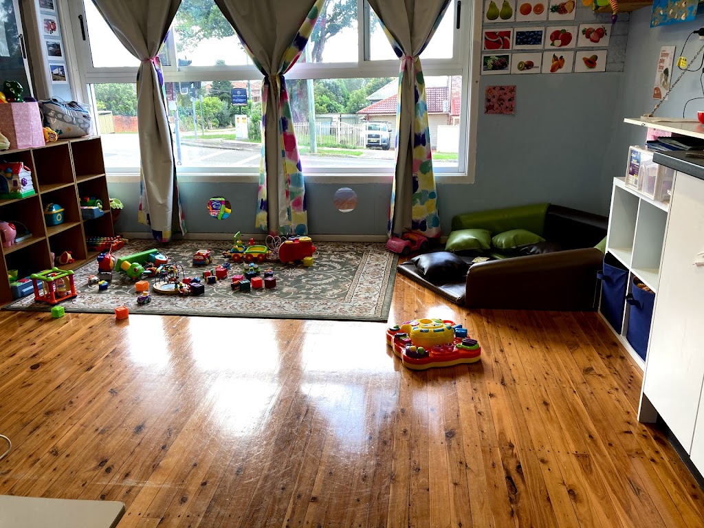 Binalong Cottage Kindergarten | 24 Binalong Rd, Pendle Hill NSW 2145, Australia | Phone: (02) 9631 3174