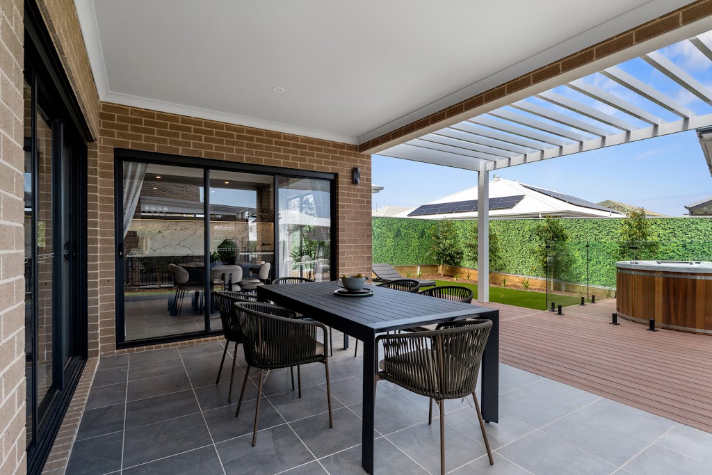Kaplan Homes Display Centre - Menangle Park | 8 Poseidon St, Menangle Park NSW 2563, Australia | Phone: 0404 481 882