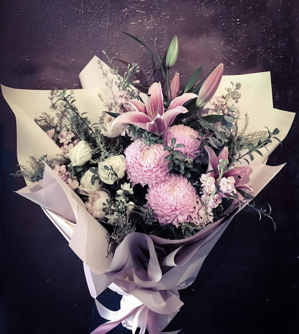 ARUM FLORAL DESIGN at Rydge Capital Hill Hotel | florist | 17 Canberra Ave, Forrest ACT 2603, Australia | 0450323452 OR +61 450 323 452