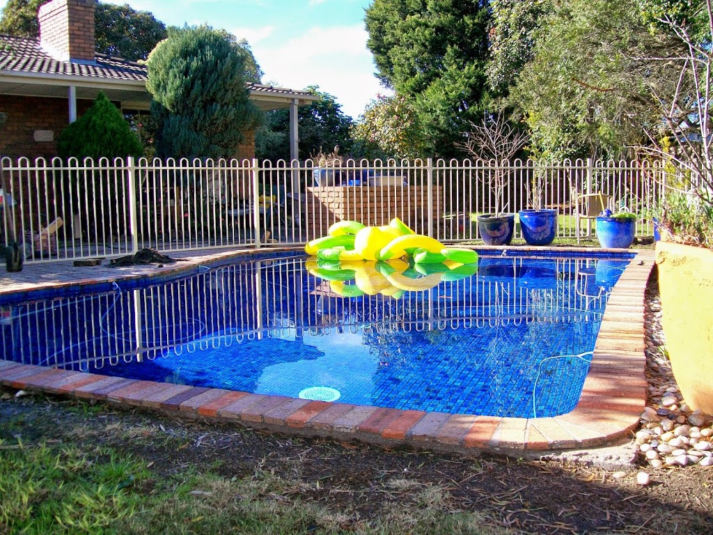 Chriss Pool Services | 160 Lyrebird Dr, Carrum Downs VIC 3201, Australia | Phone: 0405 130 019