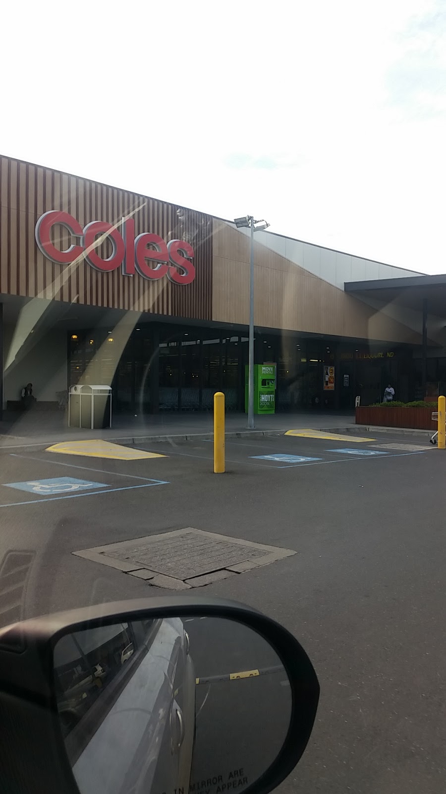 Coles Springhill | supermarket | Springhill Dr, Cranbourne VIC 3977, Australia | 0359918100 OR +61 3 5991 8100