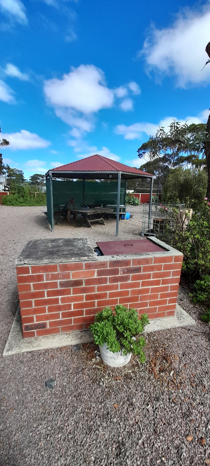 Grass Patch Caravan Park | 16 Richardson St, Grass Patch WA 6446, Australia | Phone: 0419 411 451
