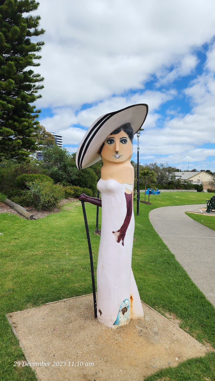 Western Beach | Western Foreshore Rd, Geelong VIC 3220, Australia | Phone: (03) 5272 5272