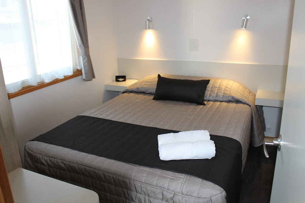 Ceduna Foreshore Caravan Park | 25 Poynton St, Ceduna SA 5690, Australia | Phone: (08) 8625 2290