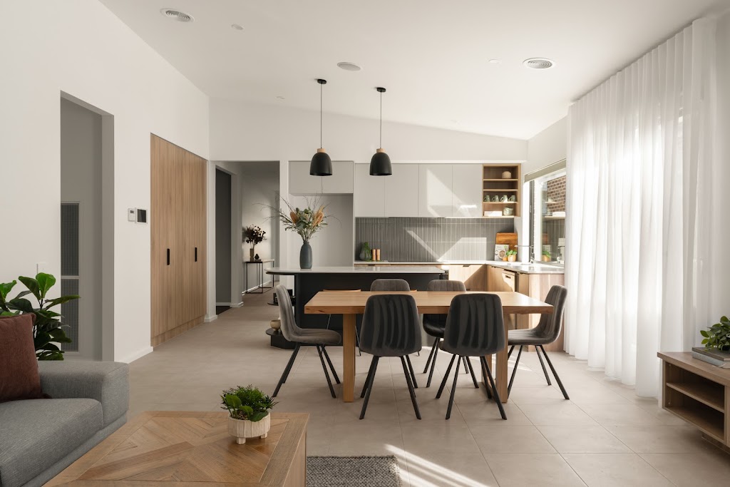 SJD Homes Display Homes - Riverfield Estate, Clyde | 25 Cyan Ave, Clyde VIC 3978, Australia | Phone: (03) 9095 8000