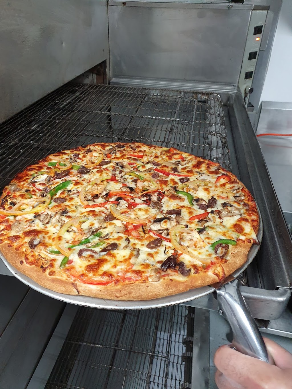 Robins pizza pasta and ribs | meal takeaway | 34 Kilsay Cres, Meadowbrook QLD 4131, Australia