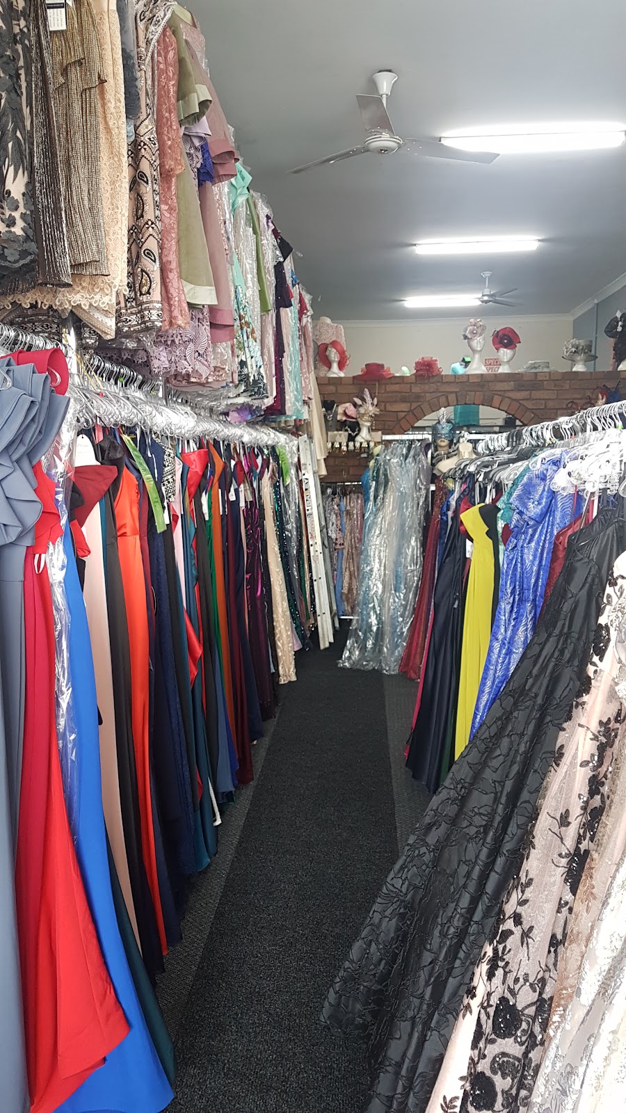 Dress Up | 56/58 Isabella St, Wingham NSW 2429, Australia | Phone: (02) 6553 5572