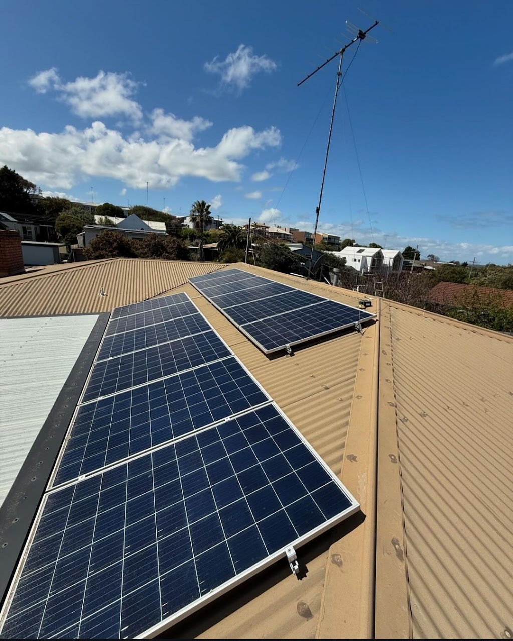Blackline Roof Restoration | U2/8-10 Clarendon Rd, Drysdale VIC 3222, Australia | Phone: 0409 090 063