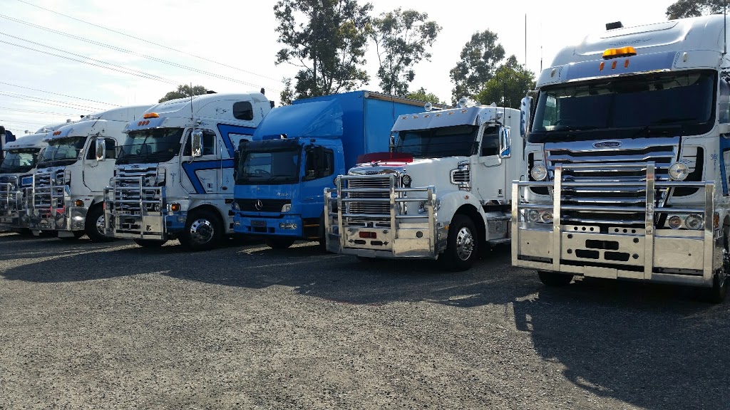 Selectrucks Used Trucks of Sydney | 10 Decker Pl, Huntingwood NSW 2148, Australia | Phone: (02) 8863 0500