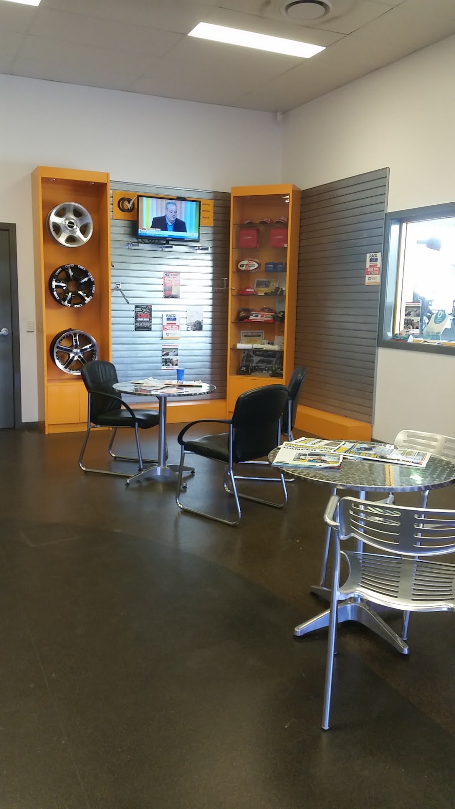 Tyreright Yatala | Cnr Lahrs Rd &, Notar Dr, Yatala QLD 4207, Australia | Phone: (07) 5546 6272