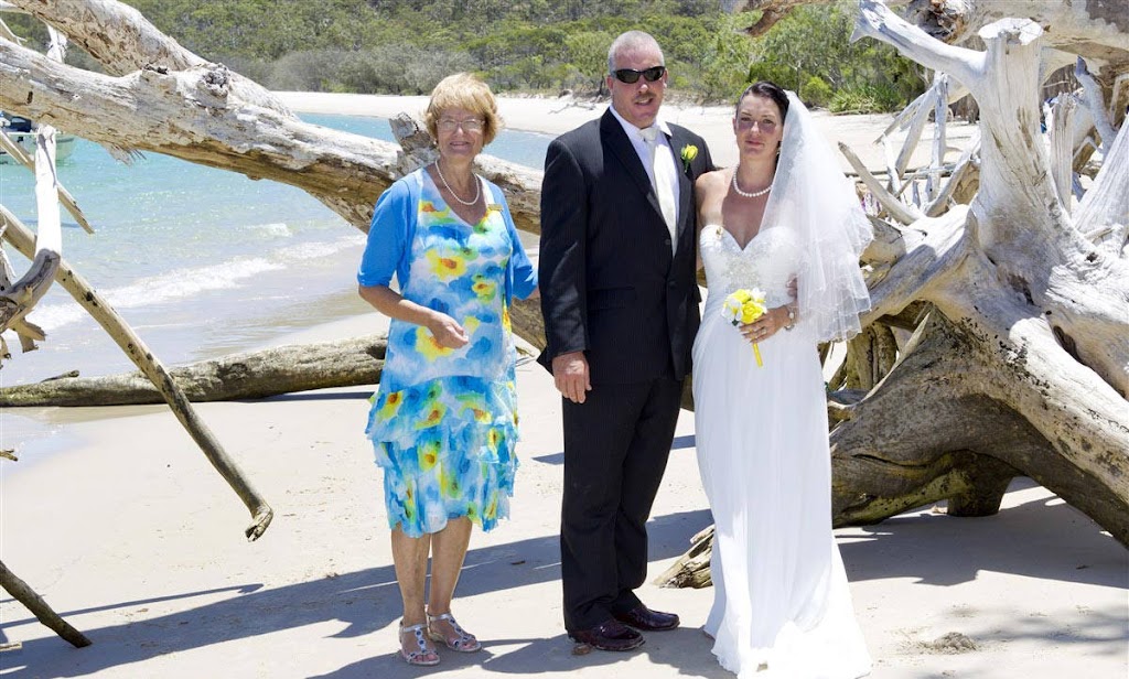 Carolynn Farmer Celebrant |  | 37 Hartley St, Emu Park QLD 4710, Australia | 0409061932 OR +61 409 061 932