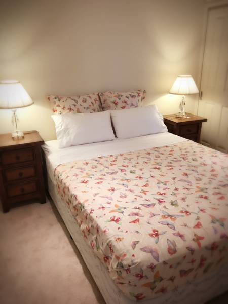 Mountain View Bed & Breakfast | lodging | 123/136 Palm Meadows Dr, Carrara QLD 4211, Australia | 0421883166 OR +61 421 883 166