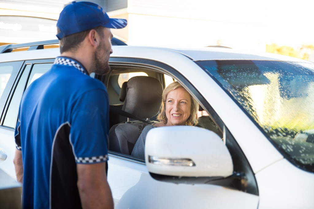 Baywash Southside | car wash | 879 Ruthven St, Kearneys Spring QLD 4350, Australia | 0746366166 OR +61 7 4636 6166