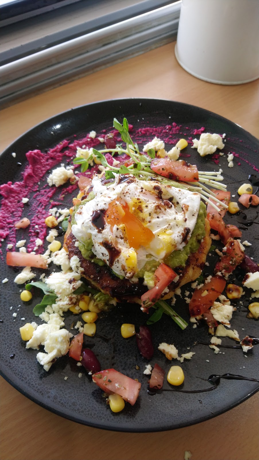 The Health Hut | cafe | 5/16 Cliff Rd, Wollongong NSW 2500, Australia | 0448037127 OR +61 448 037 127