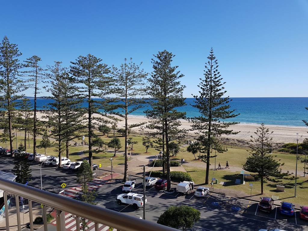 Aries Holiday Apartments | 82 Marine Parade, Coolangatta QLD 4225, Australia | Phone: (07) 5536 2711