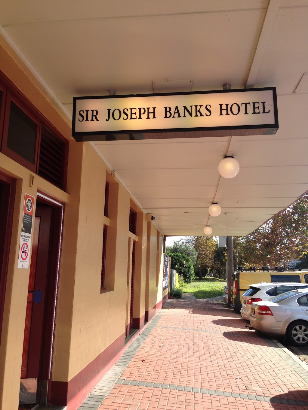Sir Joseph Banks Hotel | lodging | 1354 Botany Rd, Botany NSW 2019, Australia | 0296663460 OR +61 2 9666 3460