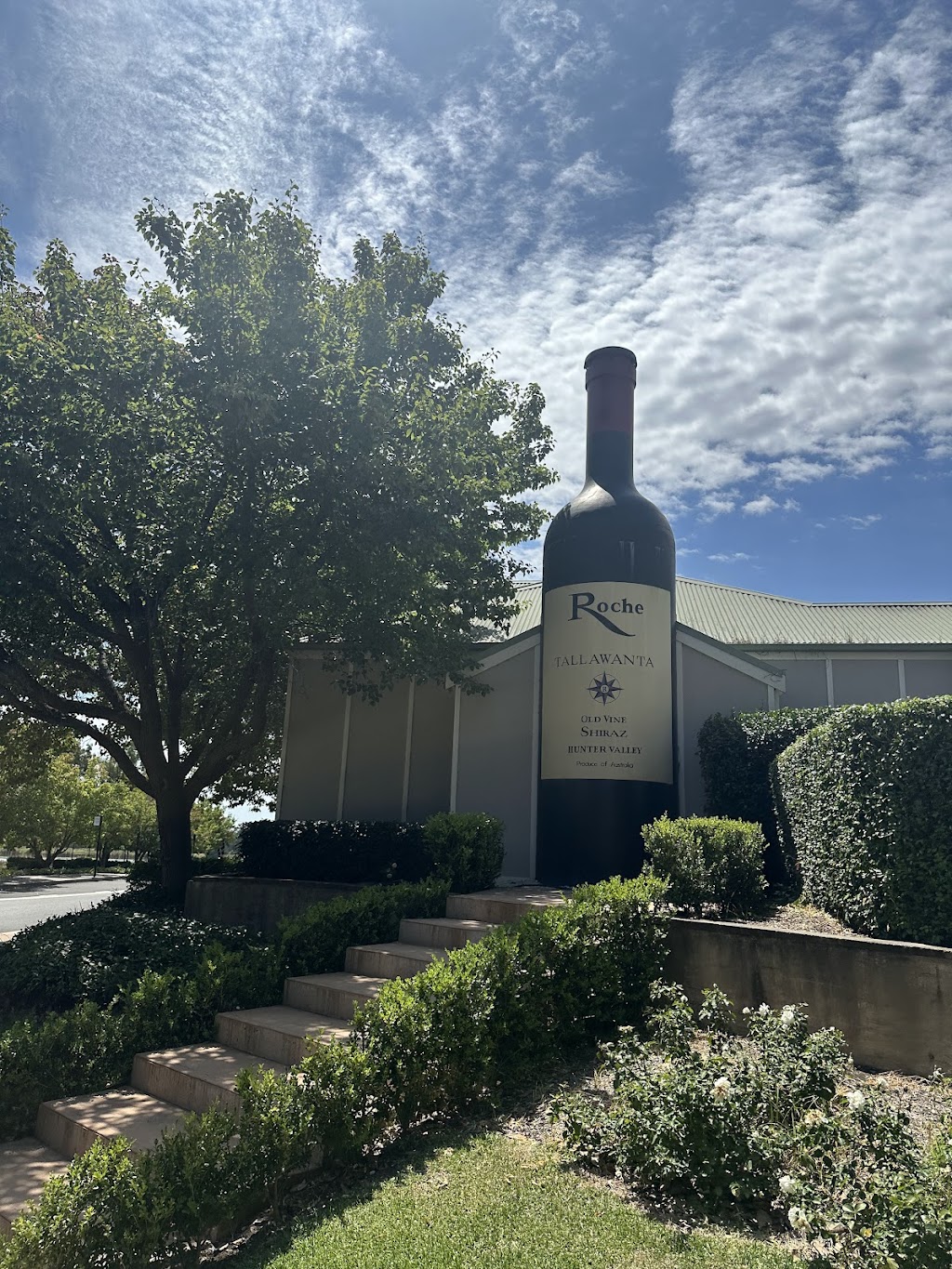 Lovedale Farm Hunter Valley | Hunter Valley Gardens, Shop 6/2090 Broke Rd, Pokolbin NSW 2320, Australia | Phone: 1800 290 557