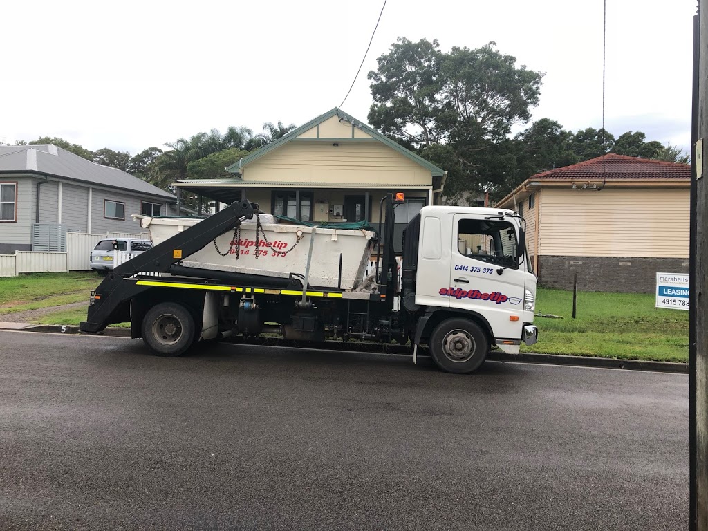 Skip The Tip Newcastle Skip Bins | 56 Kalaroo Rd, Redhead NSW 2290, Australia | Phone: 0414 375 375